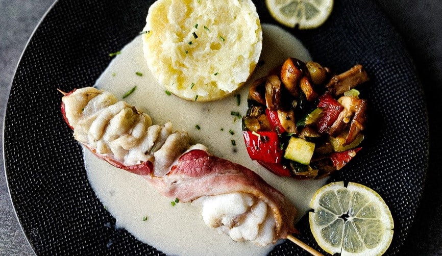 Brochette de lotte lardee 1 - Quimper Saint-Evarzec